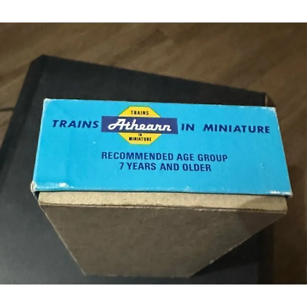 Vintage HO Athearn Bachman Coal Hopper CP Rail Train Car With Box